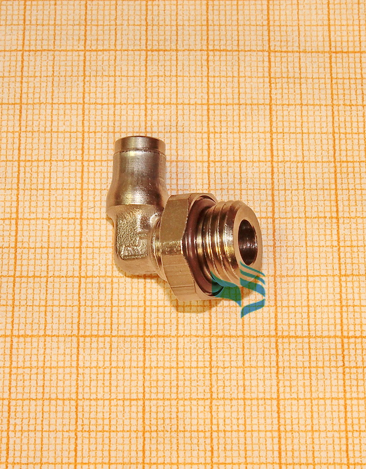 Штуцер бойлера Г-образный D.4 1/4 с цангой LB 4100